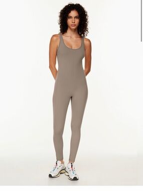Aritzia TnaLIFE™ Shake-It Jumpsuit Colour Turner Taupe Size Small